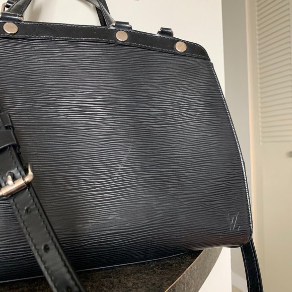 Louis Vuitton Brea MM - Epi Noir - Picture 15 of 16